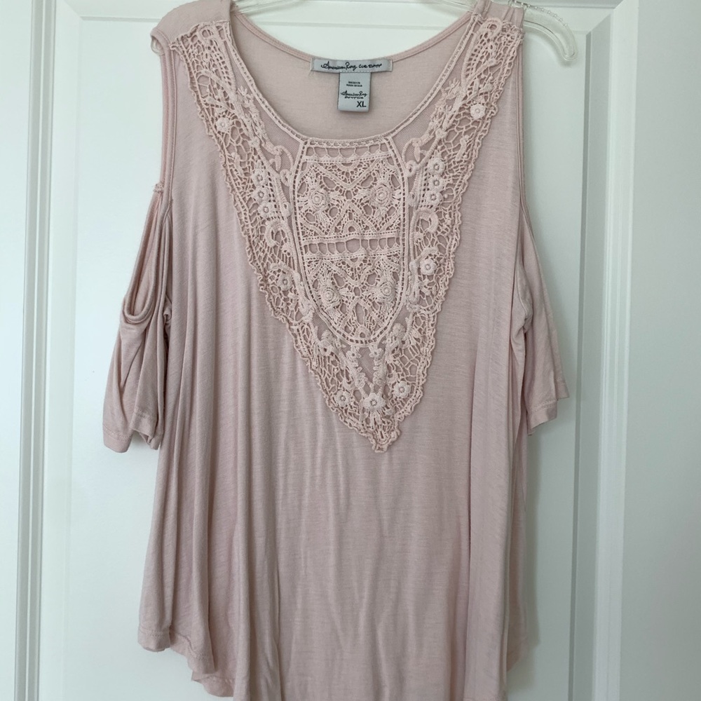 Cut out shoulder blush blouse